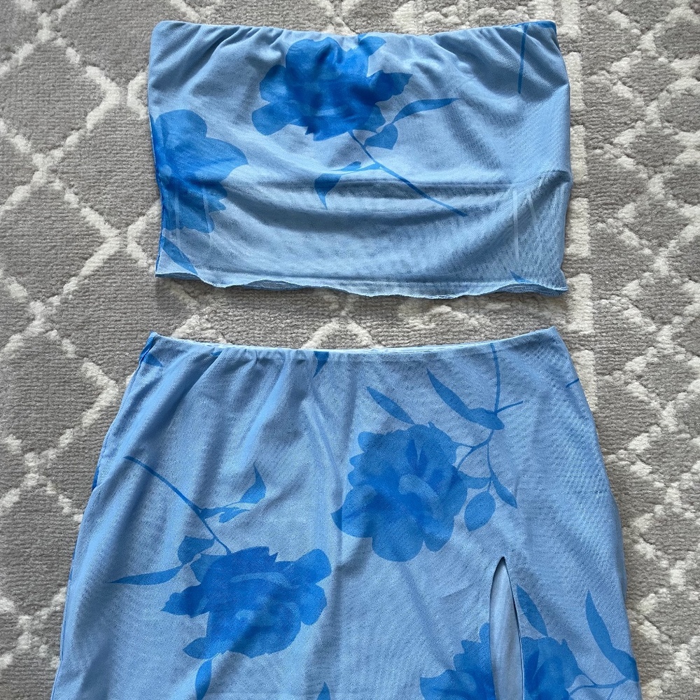 Blue Set - Picture 4 of 5